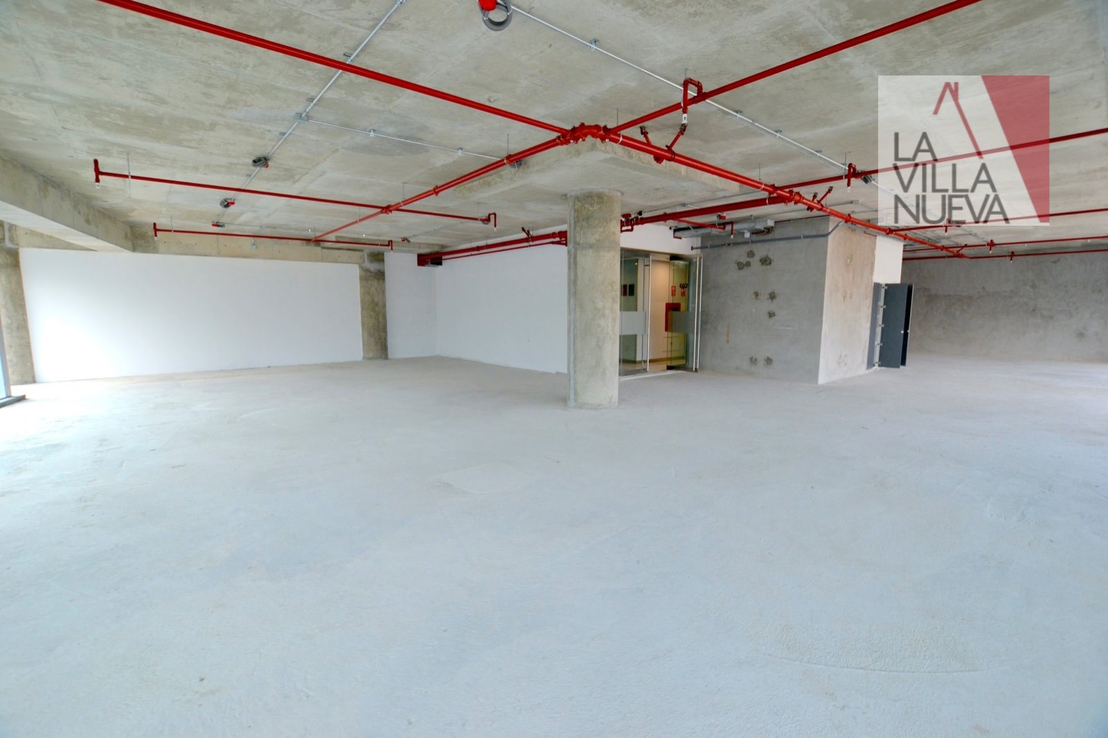 SAN ISIDRO, A 1 CDRA. DEL CENTRO EMPRESARIAL, ALQUILER DE OFICINA PRIME, ESTRENO, VISTA CALLE