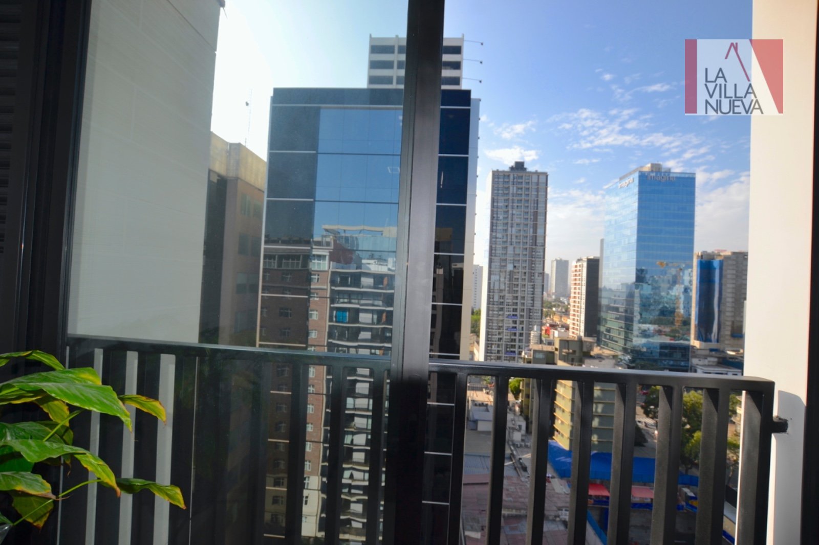 Alquiler Departamento Estreno, Con Balcon, Cerca al Centro Empresarial en San IsidrO